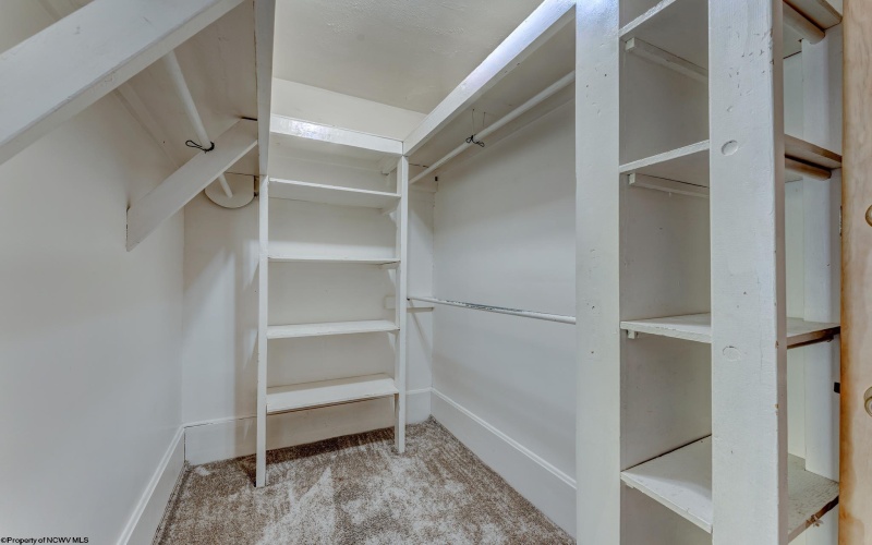 400 Fife Avenue, Morgantown, West Virginia 26505, ,Multi-unit/income,For Sale,Fife,10164145