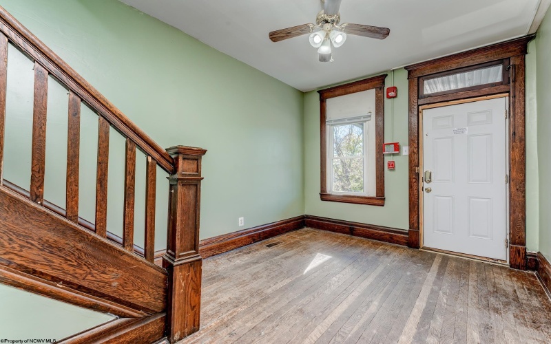 400 Fife Avenue, Morgantown, West Virginia 26505, ,Multi-unit/income,For Sale,Fife,10164145