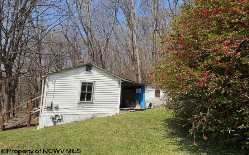 1011 Main Street, Philippi, West Virginia 26416, ,Lots/land,For Sale,Main,10164156