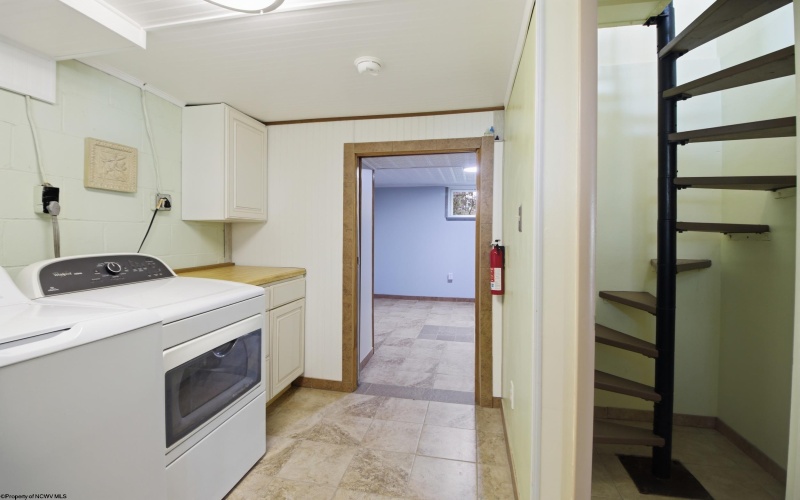 379 Laurel Street, Morgantown, West Virginia 26505, 4 Bedrooms Bedrooms, 5 Rooms Rooms,1 BathroomBathrooms,Single Family Detached,For Sale,Laurel,10164157