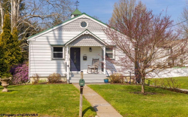 379 Laurel Street, Morgantown, West Virginia 26505, 4 Bedrooms Bedrooms, 5 Rooms Rooms,1 BathroomBathrooms,Single Family Detached,For Sale,Laurel,10164157