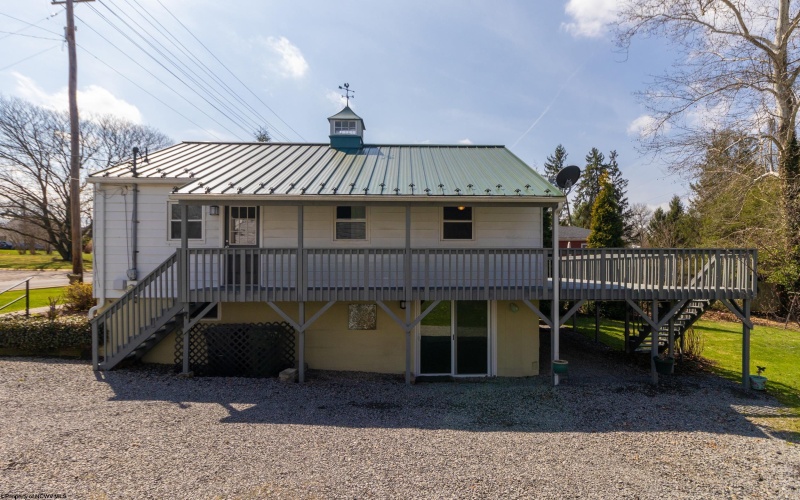 379 Laurel Street, Morgantown, West Virginia 26505, 4 Bedrooms Bedrooms, 5 Rooms Rooms,1 BathroomBathrooms,Single Family Detached,For Sale,Laurel,10164157