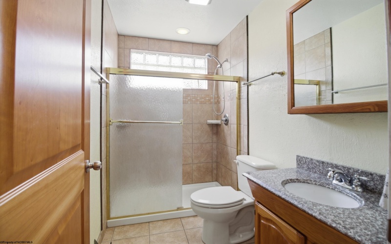 379 Laurel Street, Morgantown, West Virginia 26505, 4 Bedrooms Bedrooms, 5 Rooms Rooms,1 BathroomBathrooms,Single Family Detached,For Sale,Laurel,10164157