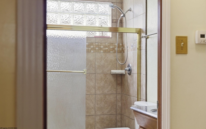 379 Laurel Street, Morgantown, West Virginia 26505, 4 Bedrooms Bedrooms, 5 Rooms Rooms,1 BathroomBathrooms,Single Family Detached,For Sale,Laurel,10164157