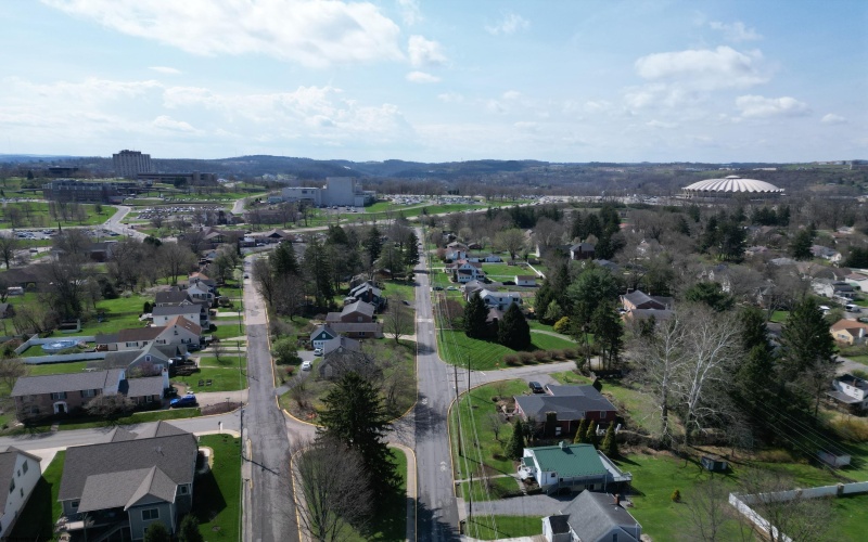379 Laurel Street, Morgantown, West Virginia 26505, 4 Bedrooms Bedrooms, 5 Rooms Rooms,1 BathroomBathrooms,Single Family Detached,For Sale,Laurel,10164157