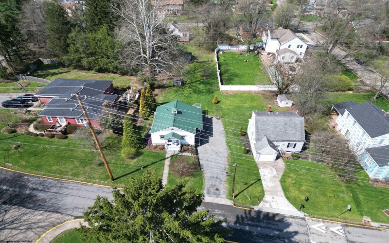 379 Laurel Street, Morgantown, West Virginia 26505, 4 Bedrooms Bedrooms, 5 Rooms Rooms,1 BathroomBathrooms,Single Family Detached,For Sale,Laurel,10164157