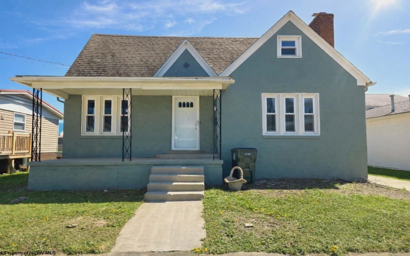 162 Pocahontas Street, Buckhannon, West Virginia 26201, 3 Bedrooms Bedrooms, 6 Rooms Rooms,1 BathroomBathrooms,Single Family Detached,For Sale,Pocahontas,10164142