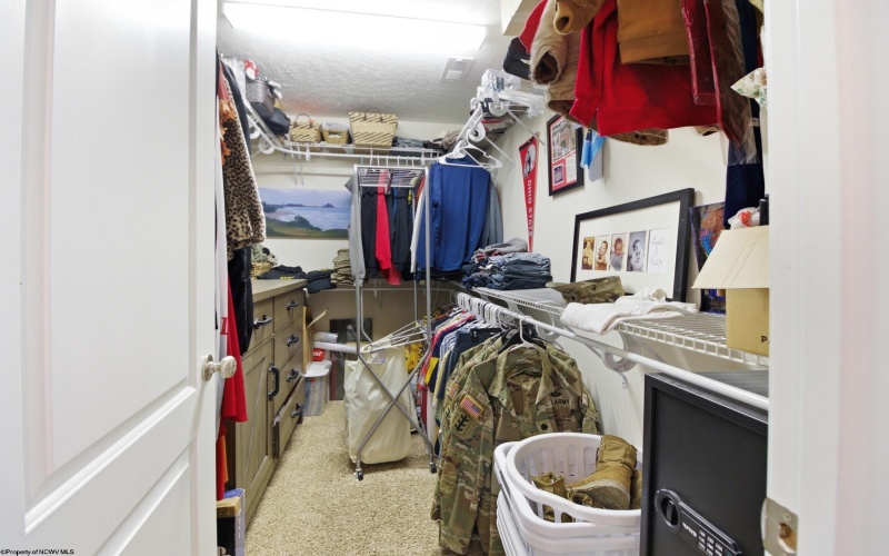 2 Windsong Lane, Morgantown, West Virginia 26508, 4 Bedrooms Bedrooms, 9 Rooms Rooms,3 BathroomsBathrooms,Single Family Detached,For Sale,Windsong,10164147 2 Windsong Lane, Morgantown, West Virginia 26508, 4 Bedrooms Bedrooms, 9 Rooms Rooms,3 BathroomsBathrooms,Single Family Detached,For Sale,Windsong,10164147