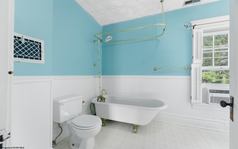 608 Worthington Drive, Bridgeport, West Virginia 26330, 3 Bedrooms Bedrooms, 7 Rooms Rooms,1 BathroomBathrooms,Single Family Detached,For Sale,Worthington,10164148 608 Worthington Drive, Bridgeport, West Virginia 26330, 3 Bedrooms Bedrooms, 7 Rooms Rooms,1 BathroomBathrooms,Single Family Detached,For Sale,Worthington,10164148