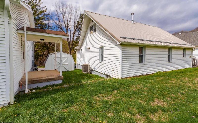 690/692 Beulah Road, Morgantown, West Virginia 26508, 3 Bedrooms Bedrooms, 6 Rooms Rooms,1 BathroomBathrooms,Single Family Detached,For Sale,Beulah,10164151 690/692 Beulah Road, Morgantown, West Virginia 26508, 3 Bedrooms Bedrooms, 6 Rooms Rooms,1 BathroomBathrooms,Single Family Detached,For Sale,Beulah,10164151