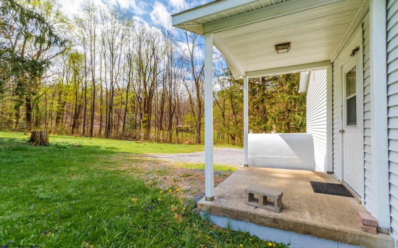 690/692 Beulah Road, Morgantown, West Virginia 26508, 3 Bedrooms Bedrooms, 6 Rooms Rooms,1 BathroomBathrooms,Single Family Detached,For Sale,Beulah,10164151 690/692 Beulah Road, Morgantown, West Virginia 26508, 3 Bedrooms Bedrooms, 6 Rooms Rooms,1 BathroomBathrooms,Single Family Detached,For Sale,Beulah,10164151