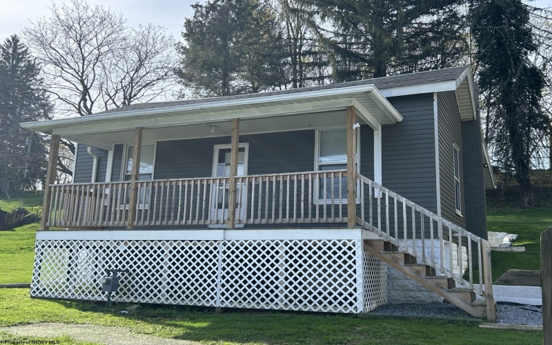 122 Main Street, Kingwood, West Virginia 26537, 3 Bedrooms Bedrooms, 5 Rooms Rooms,1 BathroomBathrooms,Single Family Detached,For Sale,Main,10164150 122 Main Street, Kingwood, West Virginia 26537, 3 Bedrooms Bedrooms, 5 Rooms Rooms,1 BathroomBathrooms,Single Family Detached,For Sale,Main,10164150