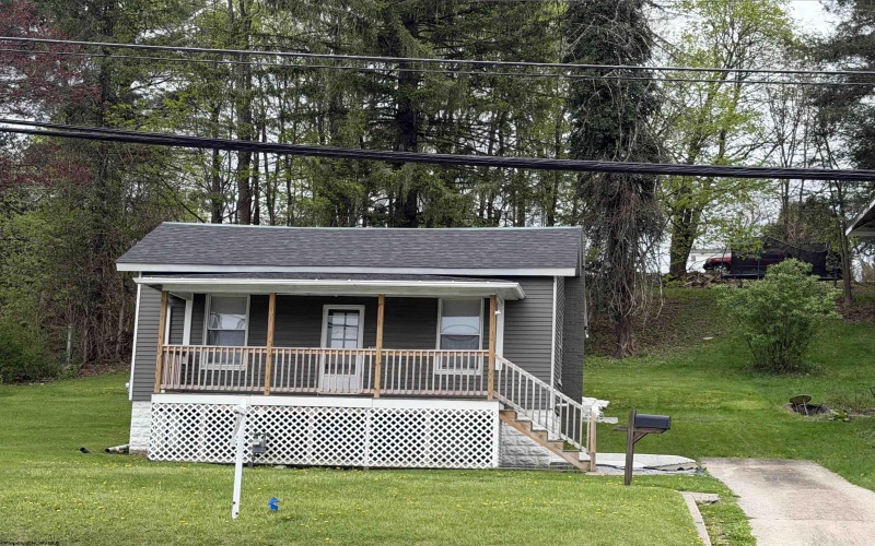 122 Main Street, Kingwood, West Virginia 26537, 2 Bedrooms Bedrooms, 5 Rooms Rooms,1 BathroomBathrooms,Single Family Detached,For Sale,Main,10164150