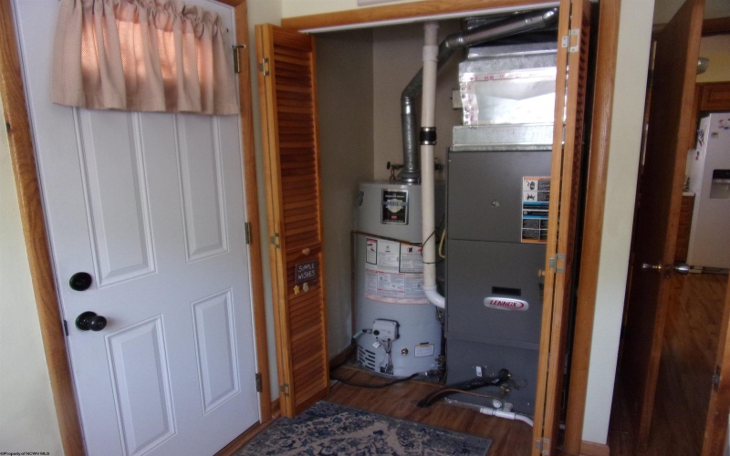 4 Tucker Street, Buckhannon, West Virginia 26201, 4 Bedrooms Bedrooms, 7 Rooms Rooms,2 BathroomsBathrooms,Single Family Detached,For Sale,Tucker,10164149 4 Tucker Street, Buckhannon, West Virginia 26201, 4 Bedrooms Bedrooms, 7 Rooms Rooms,2 BathroomsBathrooms,Single Family Detached,For Sale,Tucker,10164149