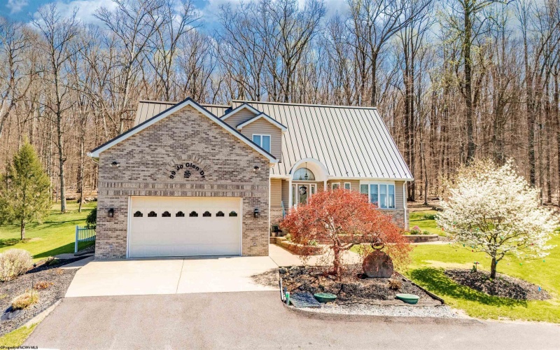 99 Jo Glen Drive, Morgantown, West Virginia 26508, 3 Bedrooms Bedrooms, 11 Rooms Rooms,3 BathroomsBathrooms,Single Family Detached,For Sale,Jo Glen,10164152 99 Jo Glen Drive, Morgantown, West Virginia 26508, 3 Bedrooms Bedrooms, 11 Rooms Rooms,3 BathroomsBathrooms,Single Family Detached,For Sale,Jo Glen,10164152