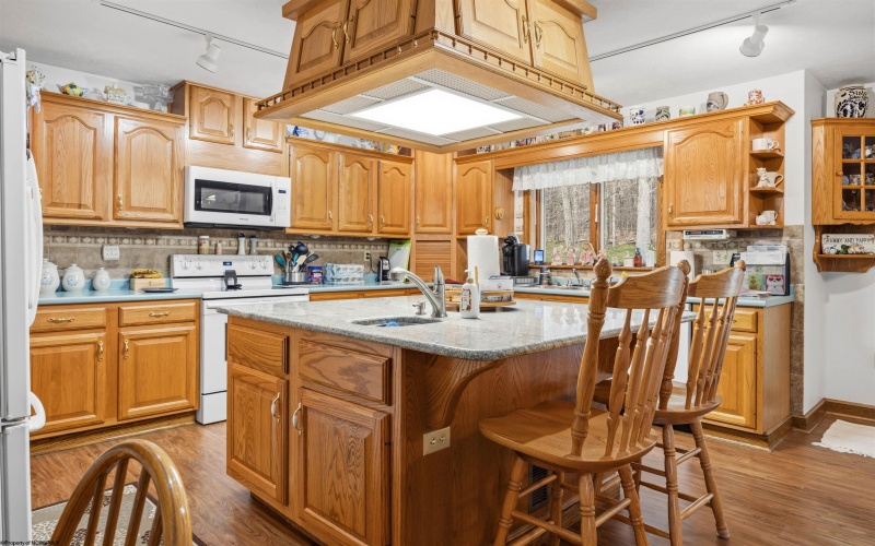 99 Jo Glen Drive, Morgantown, West Virginia 26508, 3 Bedrooms Bedrooms, 11 Rooms Rooms,3 BathroomsBathrooms,Single Family Detached,For Sale,Jo Glen,10164152 99 Jo Glen Drive, Morgantown, West Virginia 26508, 3 Bedrooms Bedrooms, 11 Rooms Rooms,3 BathroomsBathrooms,Single Family Detached,For Sale,Jo Glen,10164152