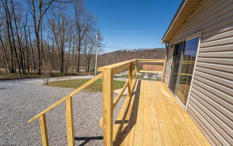 52 Ebenklein Lane, Morgantown, West Virginia 26508, 3 Bedrooms Bedrooms, 5 Rooms Rooms,2 BathroomsBathrooms,Single Family Detached,For Sale,Ebenklein,10164153 52 Ebenklein Lane, Morgantown, West Virginia 26508, 3 Bedrooms Bedrooms, 5 Rooms Rooms,2 BathroomsBathrooms,Single Family Detached,For Sale,Ebenklein,10164153