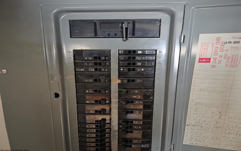 106 Pinecrest Drive, Parsons, West Virginia 26287, 5 Bedrooms Bedrooms, 9 Rooms Rooms,1 BathroomBathrooms,Single Family Detached,For Sale,Pinecrest,10164154