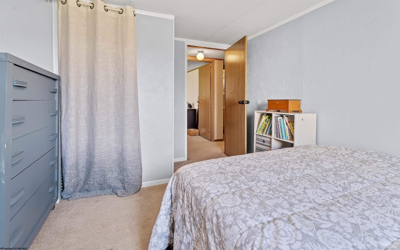 45 Goose Hollow Road, Morgantown, West Virginia 26508, 3 Bedrooms Bedrooms, 7 Rooms Rooms,2 BathroomsBathrooms,Single Family Detached,For Sale,Goose Hollow,10164165