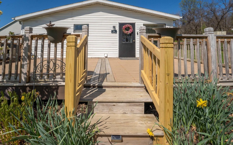 45 Goose Hollow Road, Morgantown, West Virginia 26508, 3 Bedrooms Bedrooms, 7 Rooms Rooms,2 BathroomsBathrooms,Single Family Detached,For Sale,Goose Hollow,10164165