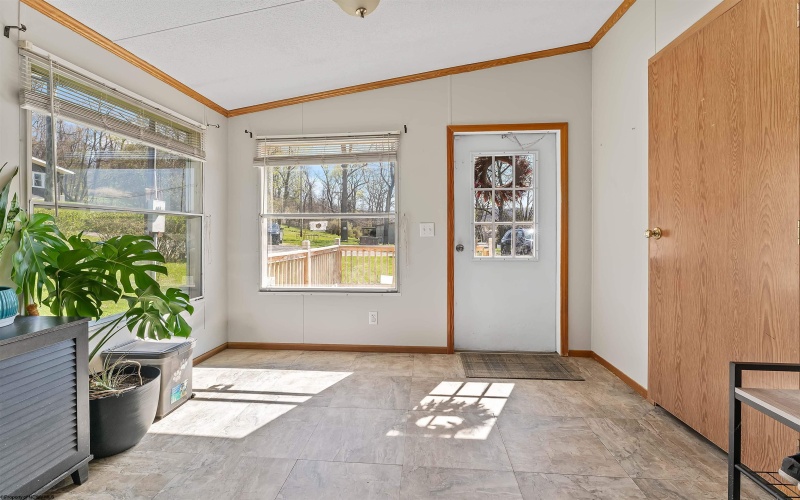 45 Goose Hollow Road, Morgantown, West Virginia 26508, 3 Bedrooms Bedrooms, 7 Rooms Rooms,2 BathroomsBathrooms,Single Family Detached,For Sale,Goose Hollow,10164165