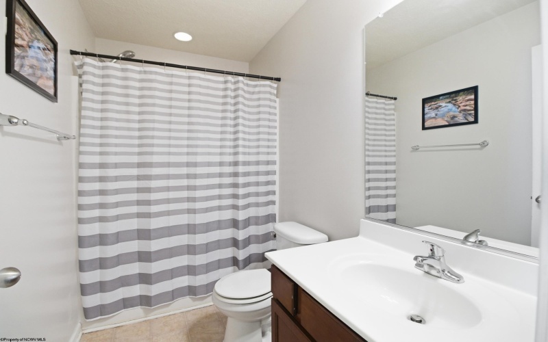 494 Watson Drive, Maidsville, West Virginia 26541, 3 Bedrooms Bedrooms, 7 Rooms Rooms,2 BathroomsBathrooms,Single Family Attached,For Sale,Watson,10164162