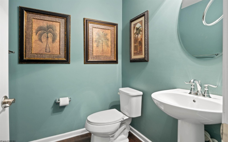 126 Falling Water Lane, Morgantown, West Virginia 26508, 3 Bedrooms Bedrooms, 8 Rooms Rooms,4 BathroomsBathrooms,Single Family Attached,For Sale,Falling Water,10164183