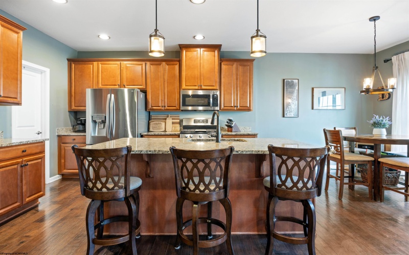 126 Falling Water Lane, Morgantown, West Virginia 26508, 3 Bedrooms Bedrooms, 8 Rooms Rooms,4 BathroomsBathrooms,Single Family Attached,For Sale,Falling Water,10164183