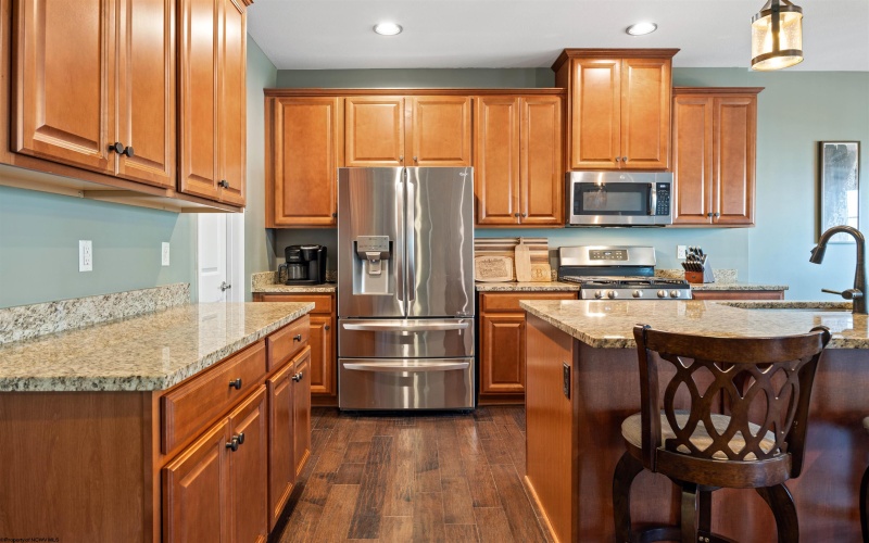 126 Falling Water Lane, Morgantown, West Virginia 26508, 3 Bedrooms Bedrooms, 8 Rooms Rooms,4 BathroomsBathrooms,Single Family Attached,For Sale,Falling Water,10164183