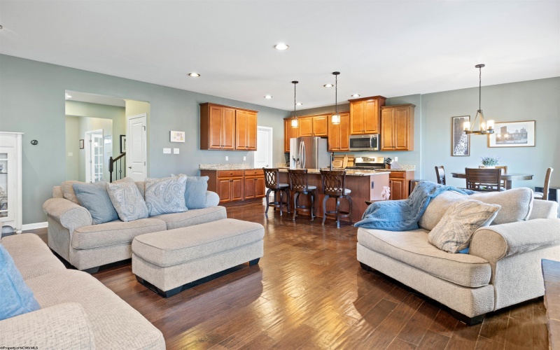 126 Falling Water Lane, Morgantown, West Virginia 26508, 3 Bedrooms Bedrooms, 8 Rooms Rooms,4 BathroomsBathrooms,Single Family Attached,For Sale,Falling Water,10164183