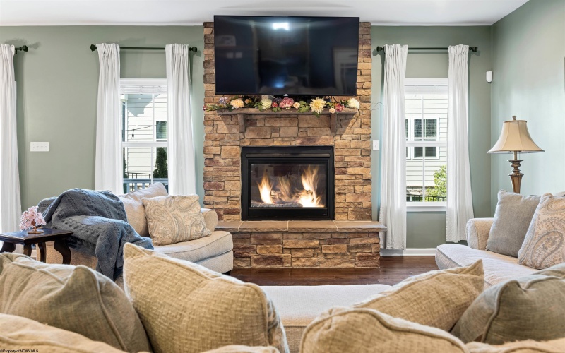 126 Falling Water Lane, Morgantown, West Virginia 26508, 3 Bedrooms Bedrooms, 8 Rooms Rooms,4 BathroomsBathrooms,Single Family Attached,For Sale,Falling Water,10164183