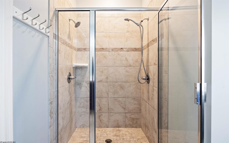 126 Falling Water Lane, Morgantown, West Virginia 26508, 3 Bedrooms Bedrooms, 8 Rooms Rooms,4 BathroomsBathrooms,Single Family Attached,For Sale,Falling Water,10164183