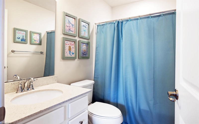 126 Falling Water Lane, Morgantown, West Virginia 26508, 3 Bedrooms Bedrooms, 8 Rooms Rooms,4 BathroomsBathrooms,Single Family Attached,For Sale,Falling Water,10164183