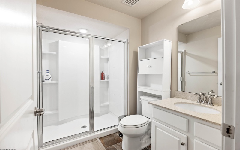 126 Falling Water Lane, Morgantown, West Virginia 26508, 3 Bedrooms Bedrooms, 8 Rooms Rooms,4 BathroomsBathrooms,Single Family Attached,For Sale,Falling Water,10164183