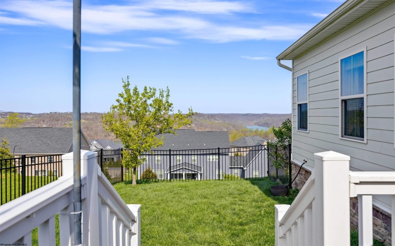 126 Falling Water Lane, Morgantown, West Virginia 26508, 3 Bedrooms Bedrooms, 8 Rooms Rooms,4 BathroomsBathrooms,Single Family Attached,For Sale,Falling Water,10164183