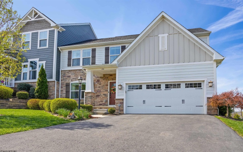 126 Falling Water Lane, Morgantown, West Virginia 26508, 3 Bedrooms Bedrooms, 8 Rooms Rooms,4 BathroomsBathrooms,Single Family Attached,For Sale,Falling Water,10164183