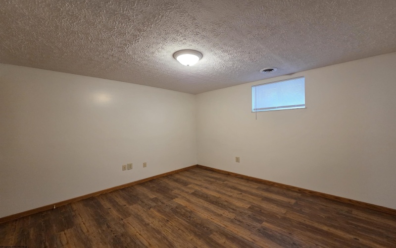 1549 Bergamont Street, Morgantown, West Virginia 26505, 3 Bedrooms Bedrooms, 5 Rooms Rooms,2 BathroomsBathrooms,Residential Rentals,For Rent,Bergamont,10164170