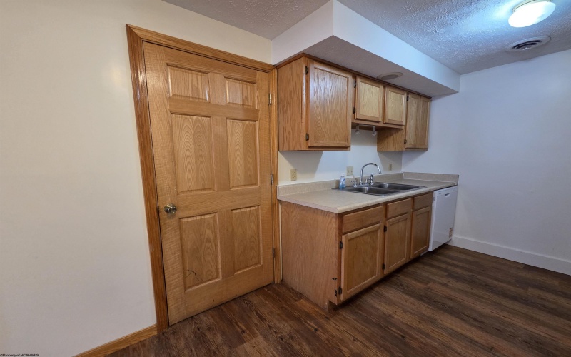 1549 Bergamont Street, Morgantown, West Virginia 26505, 3 Bedrooms Bedrooms, 5 Rooms Rooms,2 BathroomsBathrooms,Residential Rentals,For Rent,Bergamont,10164170