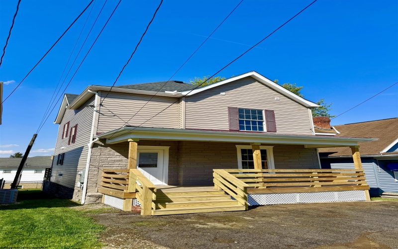 516 Alta Vista Avenue, Fairmont, West Virginia 26554, 3 Bedrooms Bedrooms, 6 Rooms Rooms,3 BathroomsBathrooms,Single Family Detached,For Sale,Alta Vista,10164189