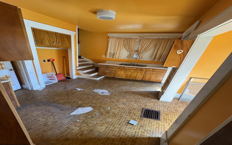 235 Love Avenue, Grafton, West Virginia 26354, 4 Bedrooms Bedrooms, 7 Rooms Rooms,1 BathroomBathrooms,Single Family Detached,For Sale,Love,10164188 235 Love Avenue, Grafton, West Virginia 26354, 4 Bedrooms Bedrooms, 7 Rooms Rooms,1 BathroomBathrooms,Single Family Detached,For Sale,Love,10164188