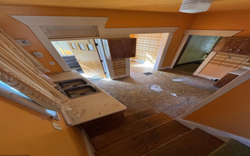 235 Love Avenue, Grafton, West Virginia 26354, 4 Bedrooms Bedrooms, 7 Rooms Rooms,1 BathroomBathrooms,Single Family Detached,For Sale,Love,10164188 235 Love Avenue, Grafton, West Virginia 26354, 4 Bedrooms Bedrooms, 7 Rooms Rooms,1 BathroomBathrooms,Single Family Detached,For Sale,Love,10164188