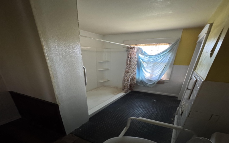 235 Love Avenue, Grafton, West Virginia 26354, 4 Bedrooms Bedrooms, 7 Rooms Rooms,1 BathroomBathrooms,Single Family Detached,For Sale,Love,10164188 235 Love Avenue, Grafton, West Virginia 26354, 4 Bedrooms Bedrooms, 7 Rooms Rooms,1 BathroomBathrooms,Single Family Detached,For Sale,Love,10164188