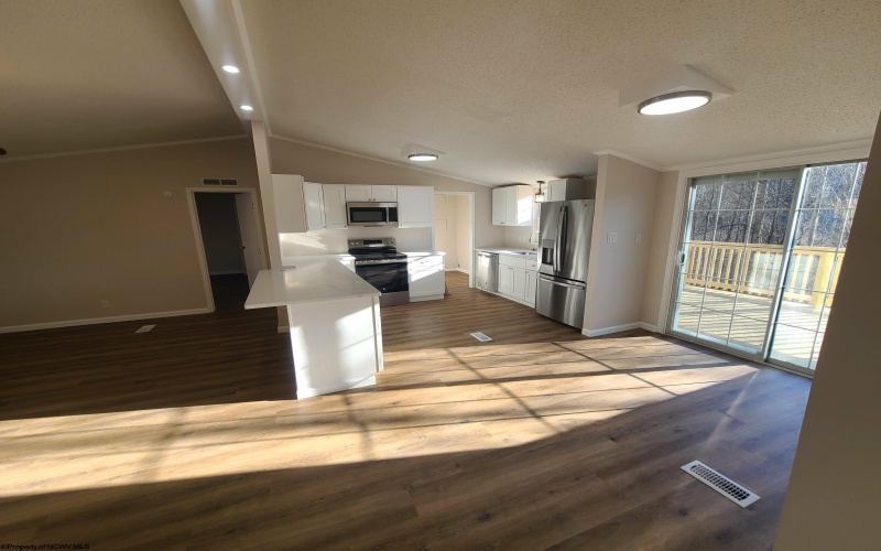 945 Pine Grove Road, Fairmont, West Virginia 26554, 3 Bedrooms Bedrooms, 5 Rooms Rooms,2 BathroomsBathrooms,Single Family Detached,For Sale,Pine Grove,10164187