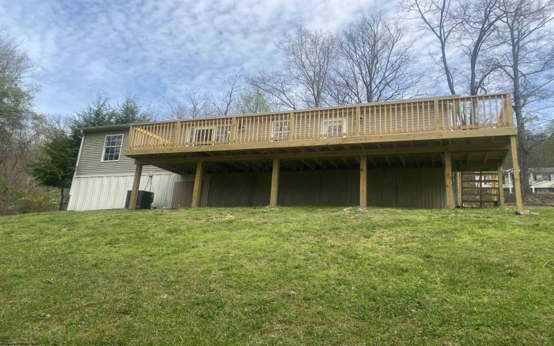 945 Pine Grove Road, Fairmont, West Virginia 26554, 3 Bedrooms Bedrooms, 5 Rooms Rooms,2 BathroomsBathrooms,Single Family Detached,For Sale,Pine Grove,10164187