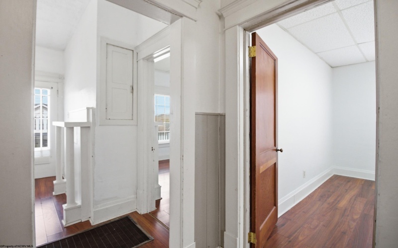135 Woodland Avenue, Clarksburg, West Virginia 26301, 2 Bedrooms Bedrooms, 5 Rooms Rooms,1 BathroomBathrooms,Single Family Detached,For Sale,Woodland,10164169
