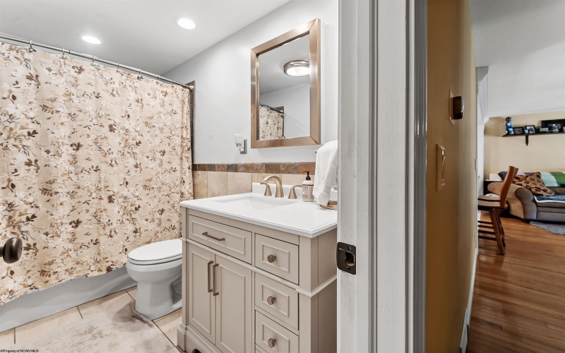 845 Stewart Street, Morgantown, West Virginia 26505, 4 Bedrooms Bedrooms, 7 Rooms Rooms,2 BathroomsBathrooms,Single Family Detached,For Sale,Stewart,10164171