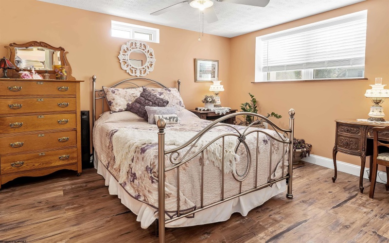 845 Stewart Street, Morgantown, West Virginia 26505, 4 Bedrooms Bedrooms, 7 Rooms Rooms,2 BathroomsBathrooms,Single Family Detached,For Sale,Stewart,10164171