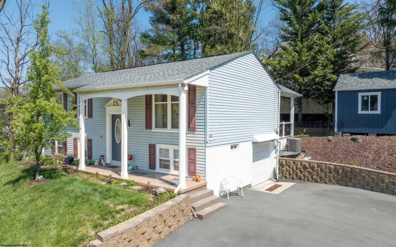 845 Stewart Street, Morgantown, West Virginia 26505, 4 Bedrooms Bedrooms, 7 Rooms Rooms,2 BathroomsBathrooms,Single Family Detached,For Sale,Stewart,10164171