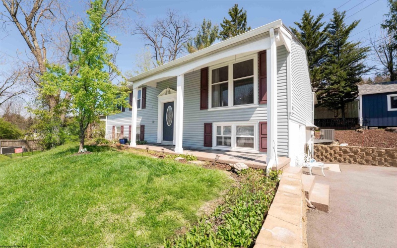 845 Stewart Street, Morgantown, West Virginia 26505, 4 Bedrooms Bedrooms, 7 Rooms Rooms,2 BathroomsBathrooms,Single Family Detached,For Sale,Stewart,10164171