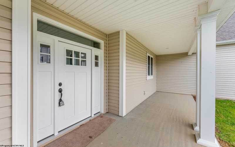105 Lockwood Drive, Morgantown, West Virginia 26508, 3 Bedrooms Bedrooms, 8 Rooms Rooms,2 BathroomsBathrooms,Single Family Detached,For Sale,Lockwood,10164181